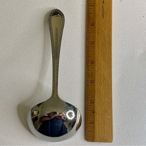Reed & Barton TRADITION TANGLEWOOD Stainless 18/10 Gravy Ladle Glossy 6.75" - Picture 15 of 16